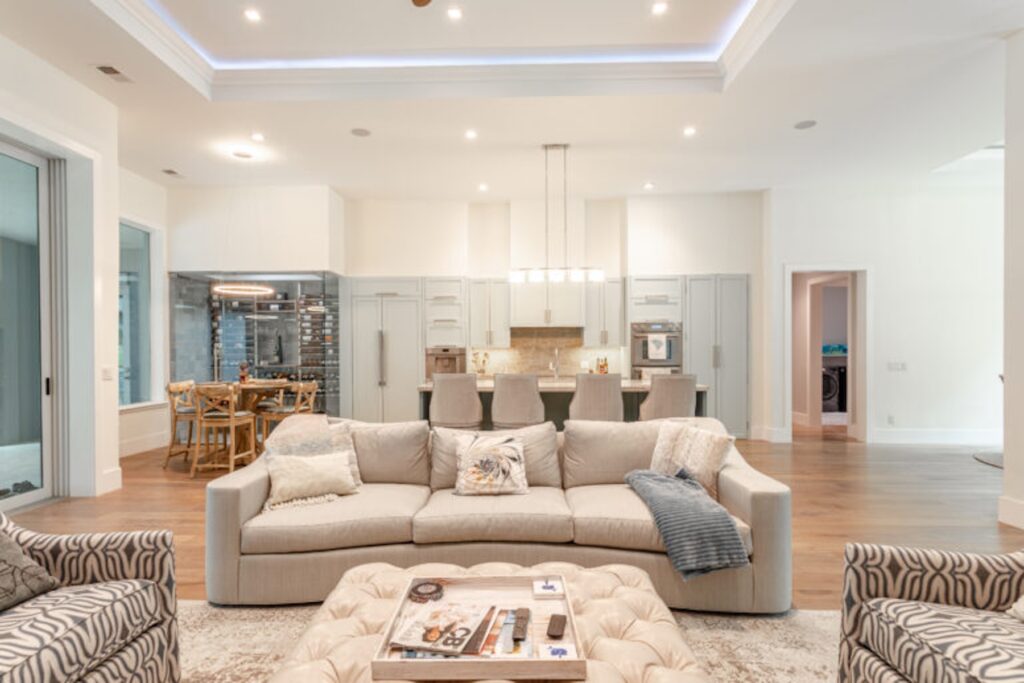 Elevated Living: A Seamless Blend of Comfort and Sophistication